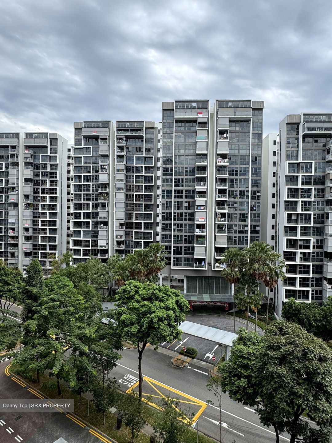 Blossom Residences (D23), Condominium #613668101